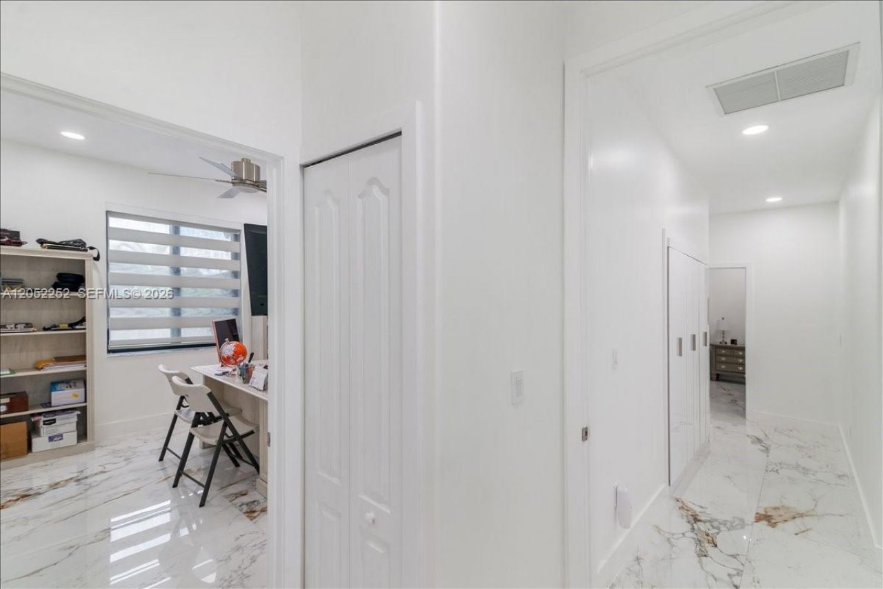 16234 SW 48th Ter , Miami, FL 33185 Photo
