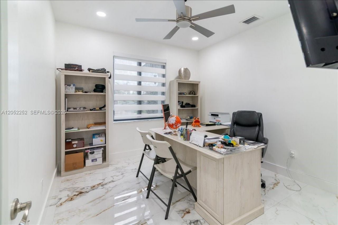 16234 SW 48th Ter , Miami, FL 33185 Photo