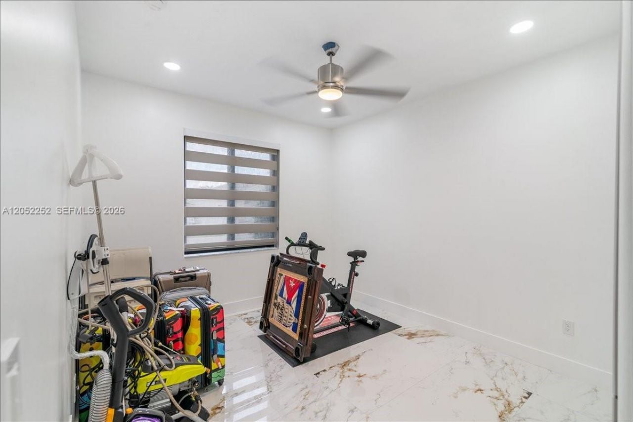 16234 SW 48th Ter , Miami, FL 33185 Photo