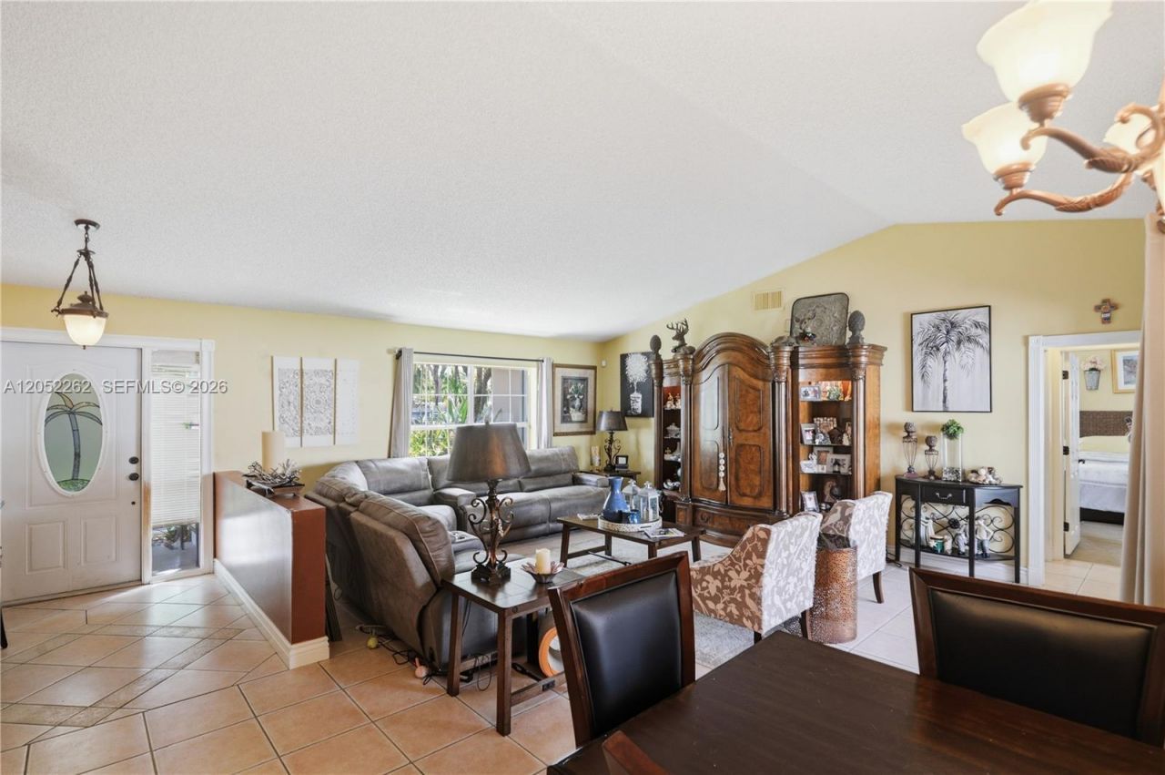 13341 SW 19th St, Miramar, FL 33027 Photo
