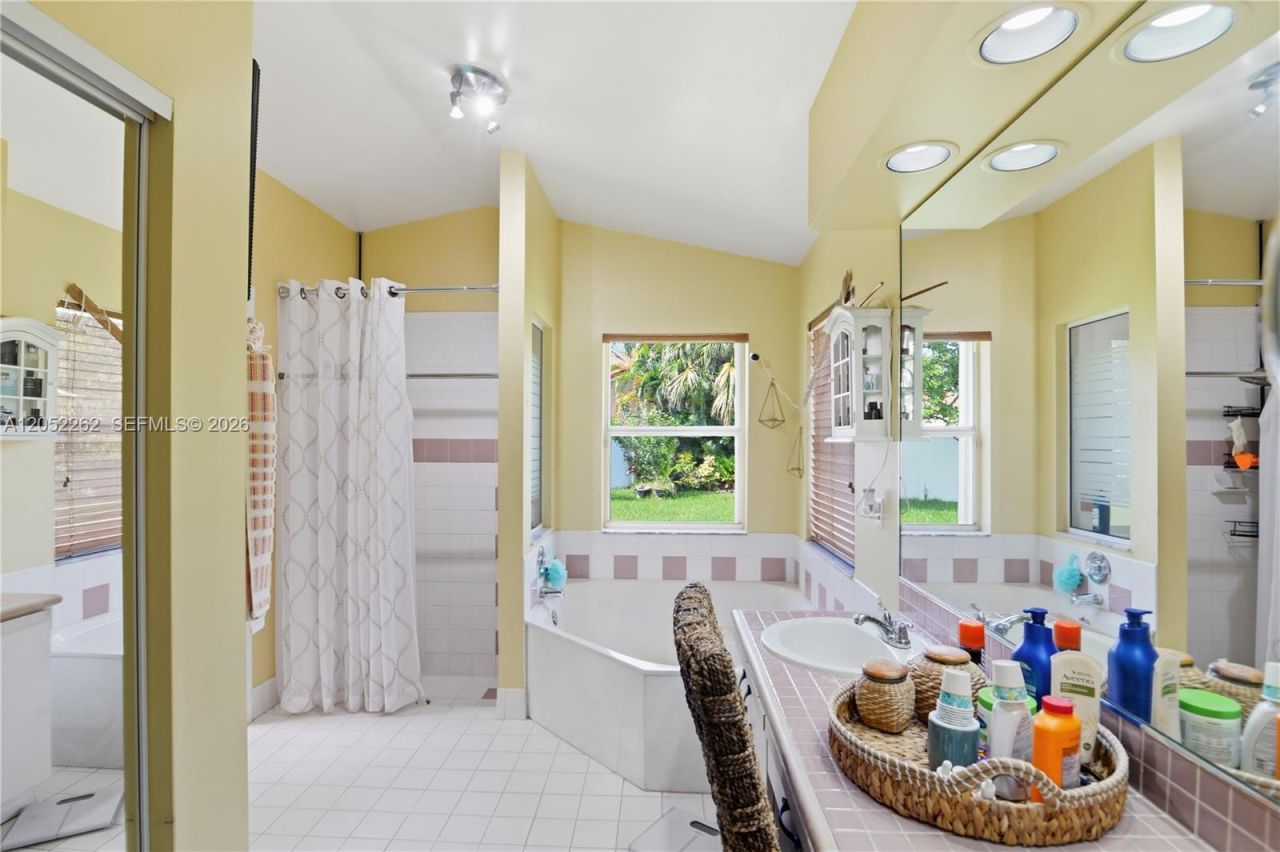 13341 SW 19th St, Miramar, FL 33027 Photo