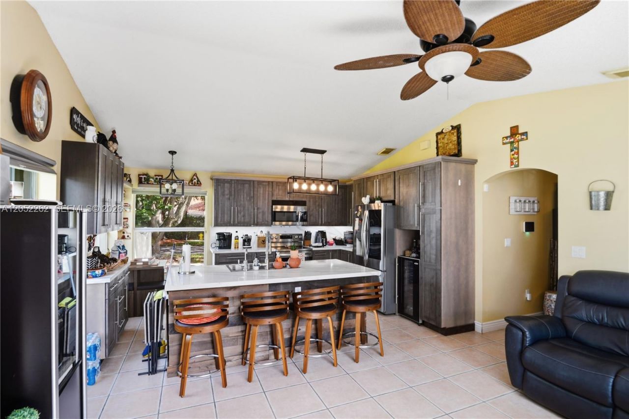 13341 SW 19th St, Miramar, FL 33027 Photo