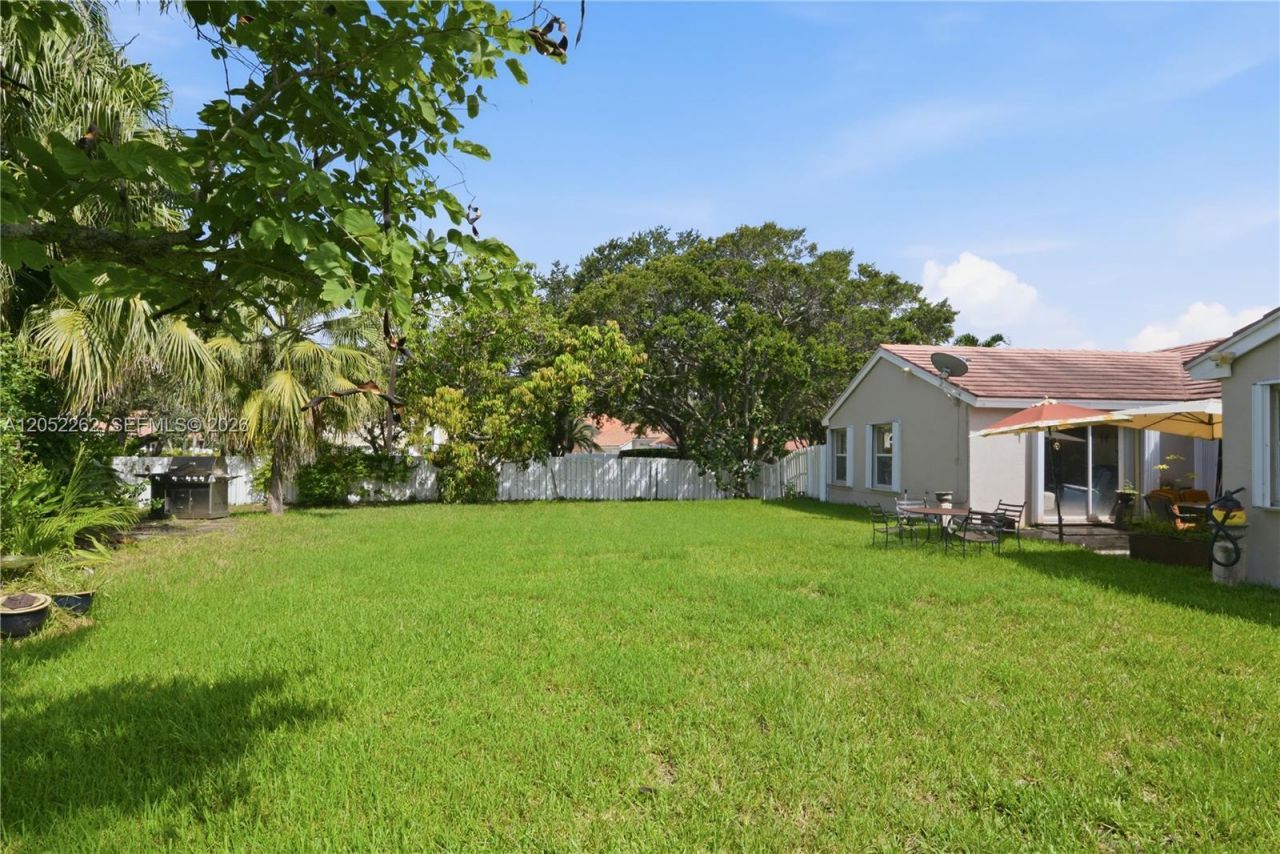 13341 SW 19th St, Miramar, FL 33027 Photo