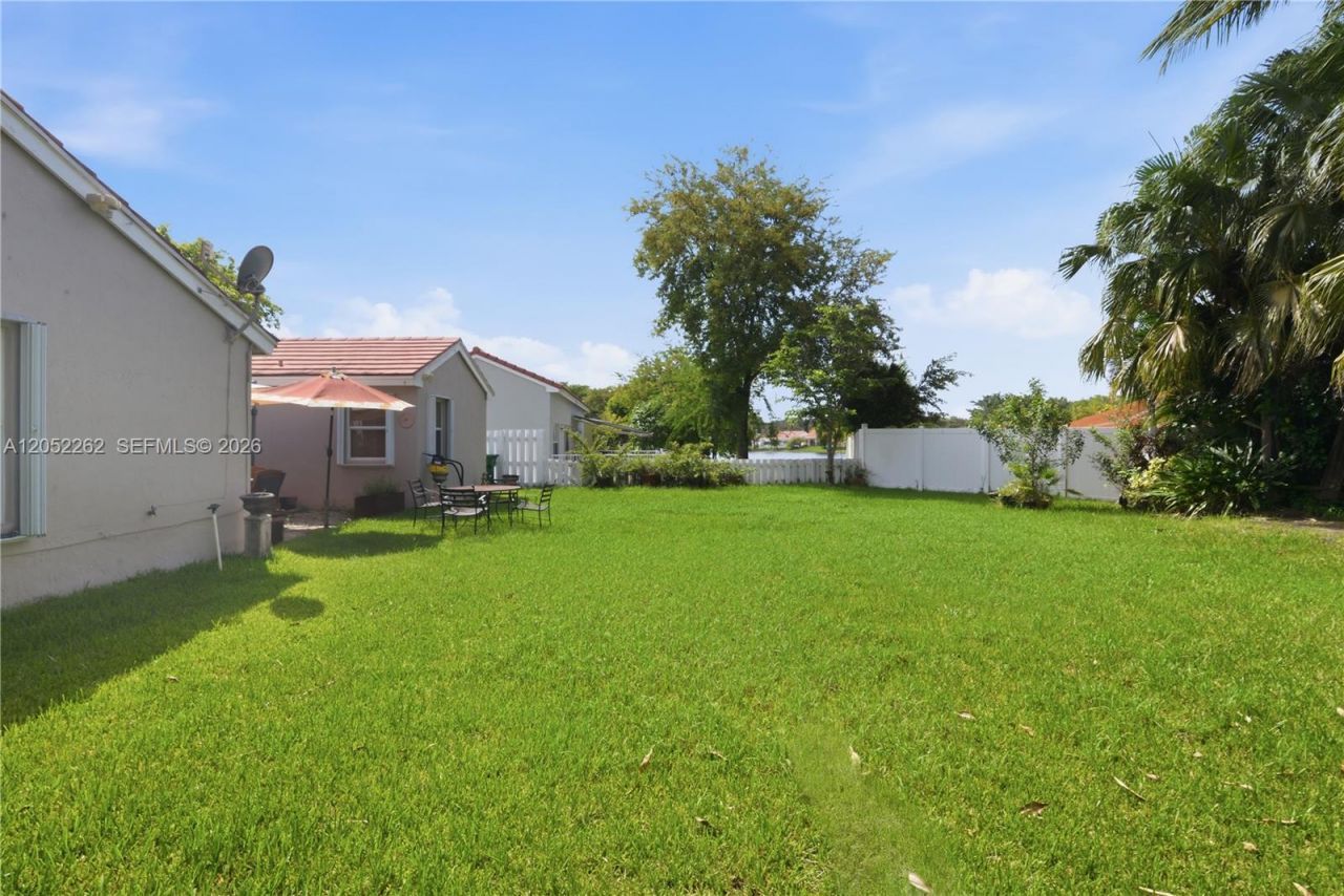 13341 SW 19th St, Miramar, FL 33027 Photo