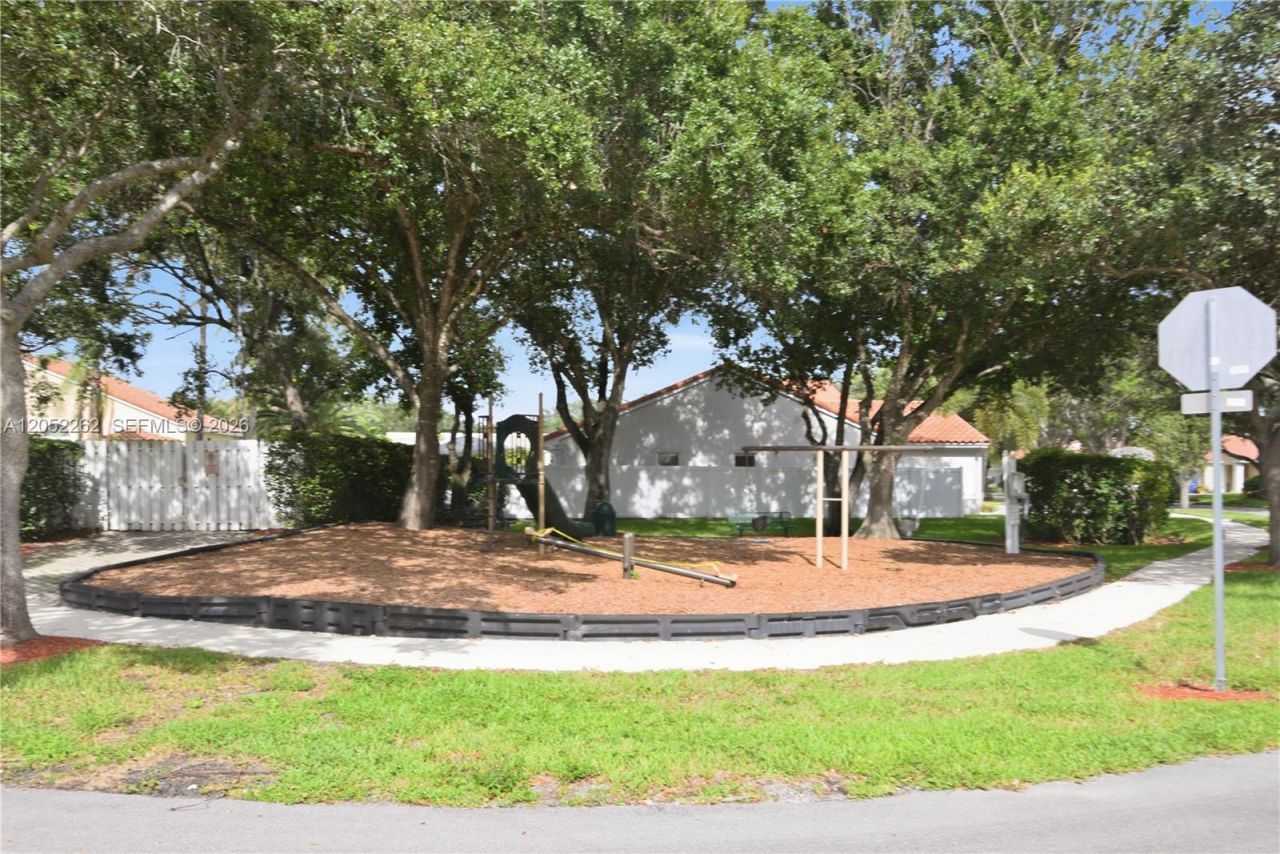 13341 SW 19th St, Miramar, FL 33027 Photo