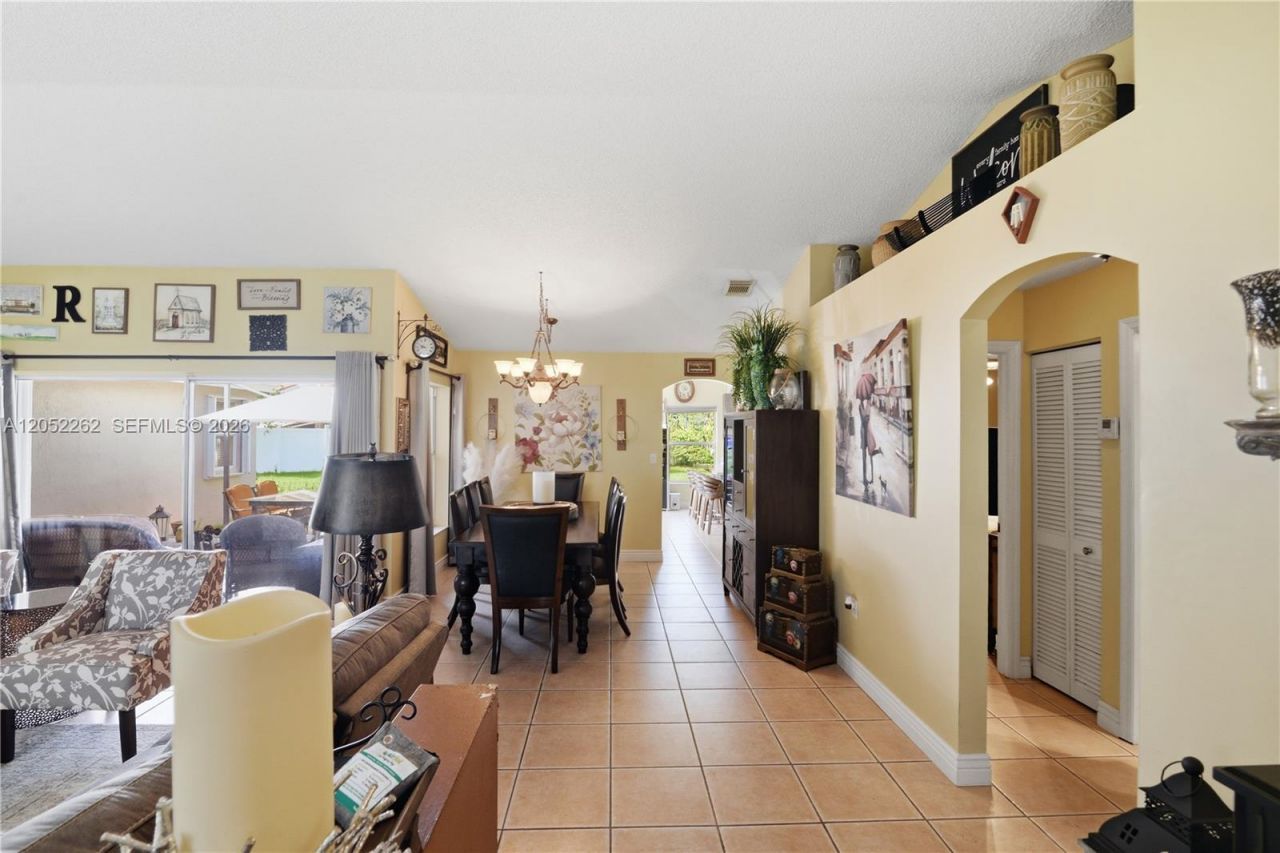 13341 SW 19th St, Miramar, FL 33027 Photo
