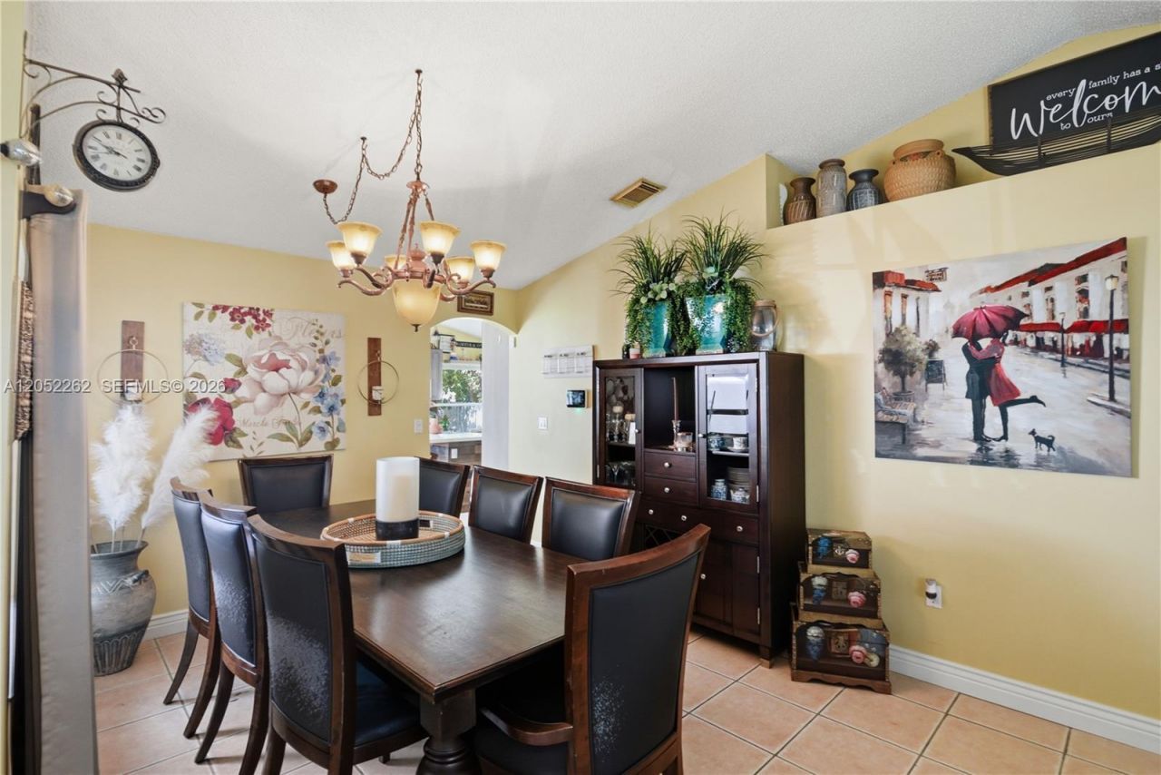13341 SW 19th St, Miramar, FL 33027 Photo