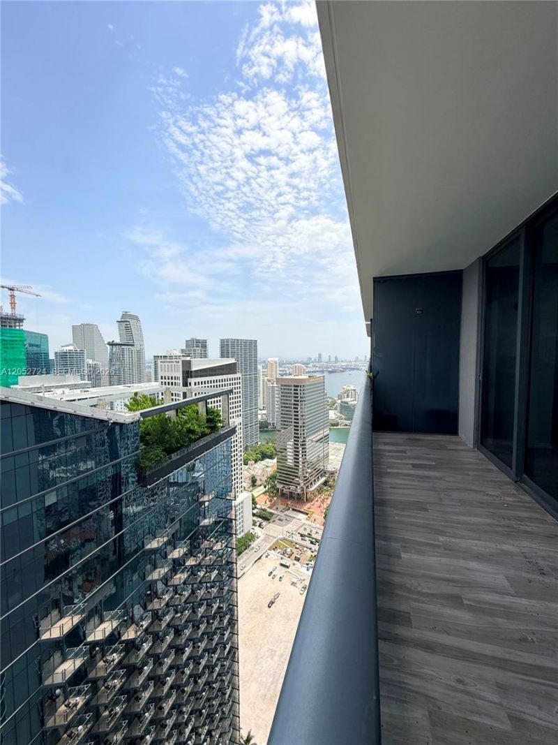 801 S Miami Ave , Unit 5108, Miami, FL 33130 Photo