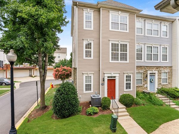 21785 DRAGONS GREEN SQUARE, Unit 21785, ASHBURN, VA 20147