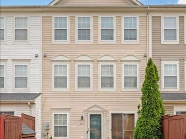 4946 WHITNEY TERRACE, FREDERICK, MD 21703