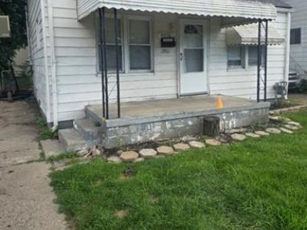 11076 Paige Avenue, Warren, MI 48089