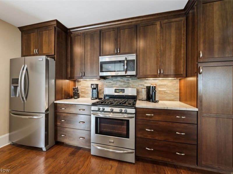 25021 Lakeview Drive, Bay Village, OH 44140 Photo 17