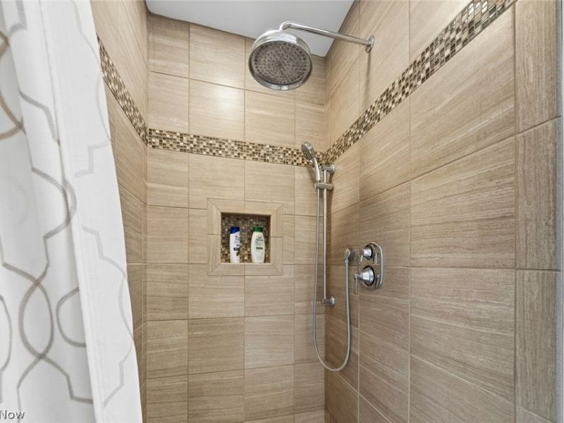 25021 Lakeview Drive, Bay Village, OH 44140 Photo 31