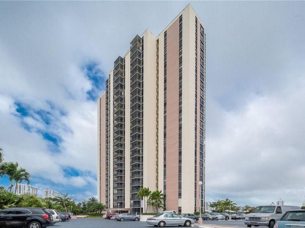 20379 W COUNTRY CLUB Drive W, Unit 638, Aventura, FL 33180