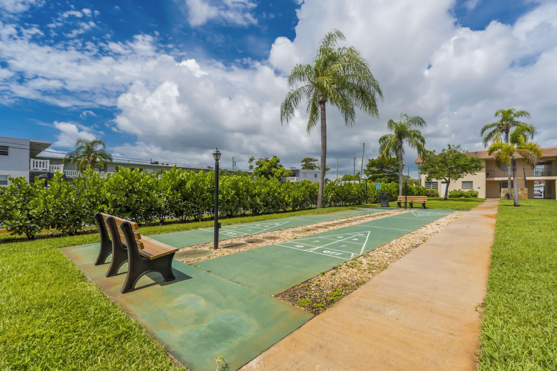 421 NE 1st Street, Unit 204, Hallandale Beach, FL 33009 Photo