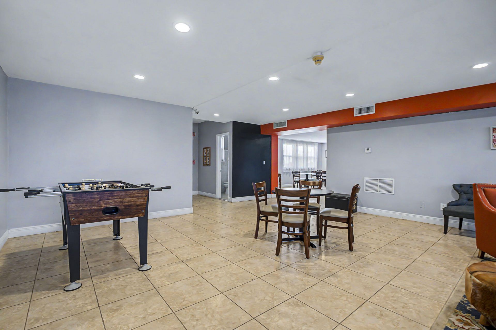 421 NE 1st Street, Unit 204, Hallandale Beach, FL 33009 Photo