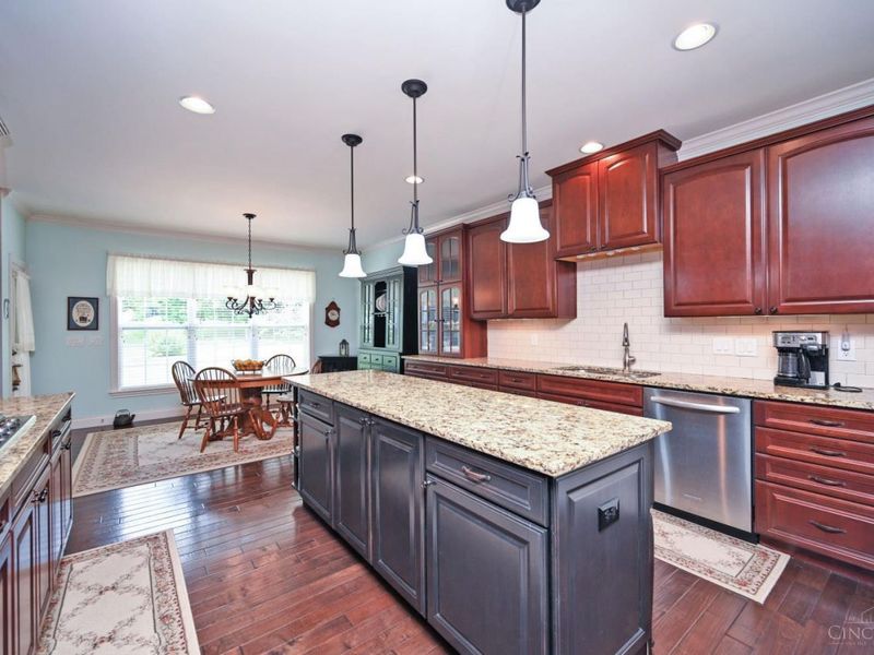 4480 Ravenwood Court, Union Twp, OH 45244 Photo 4