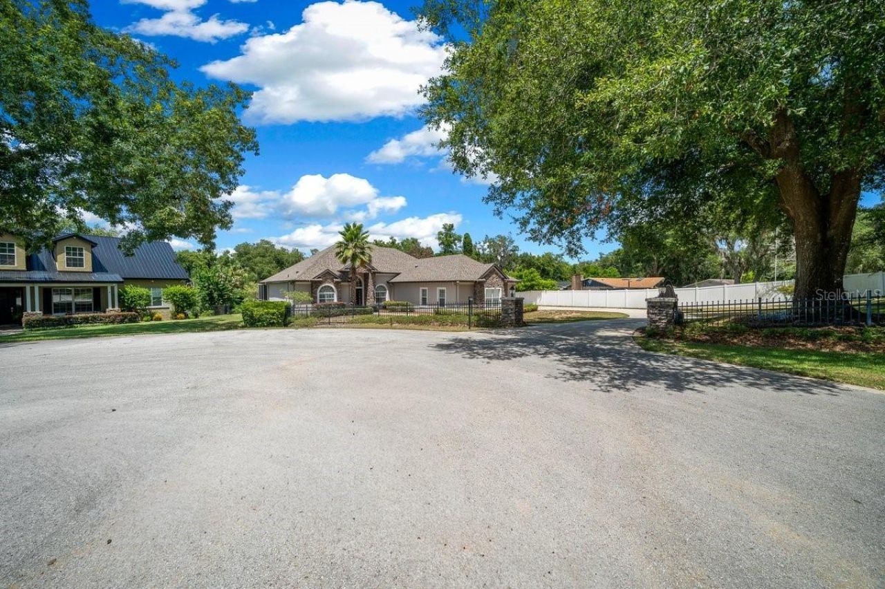 1251 Magnolia Farms Court , Eustis, FL 32726 Photo