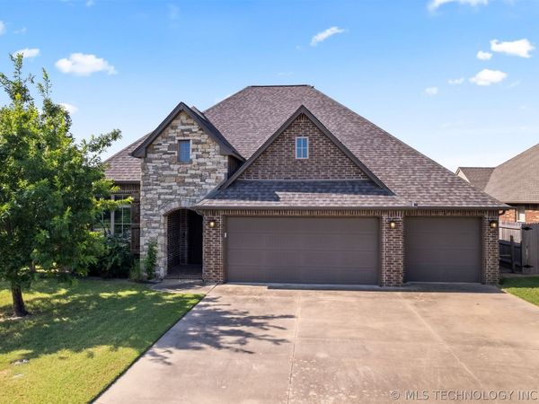7600 E 84th Street North , Owasso, OK 74055
