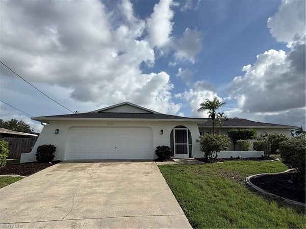 801 SW 52nd ST, CAPE CORAL, FL 33914