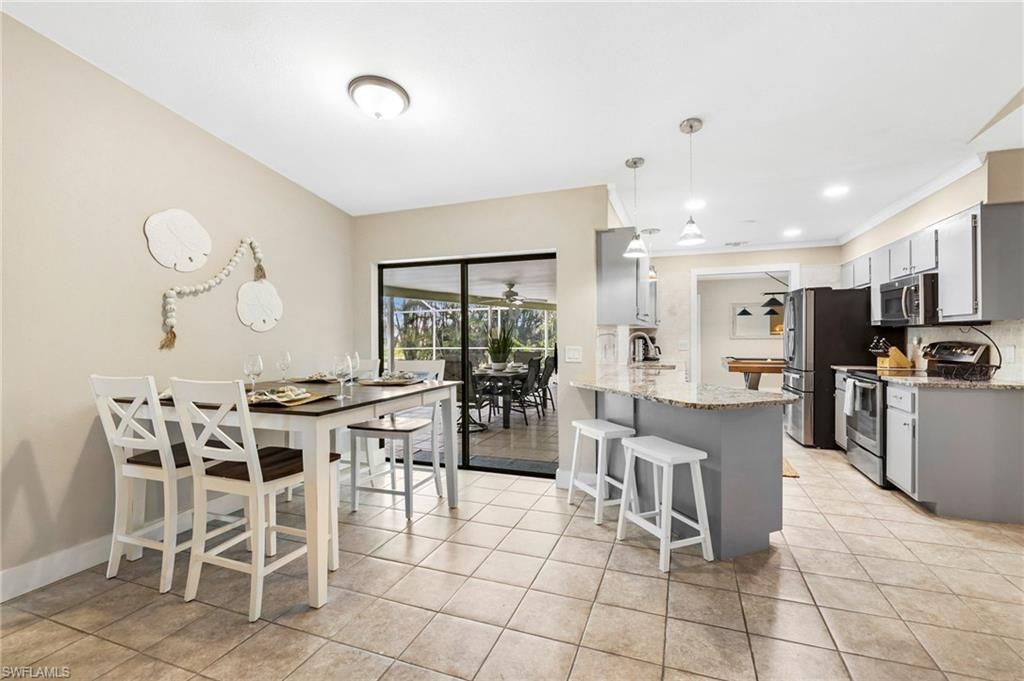 801 SW 52nd St, Cape Coral, FL 33914 Photo