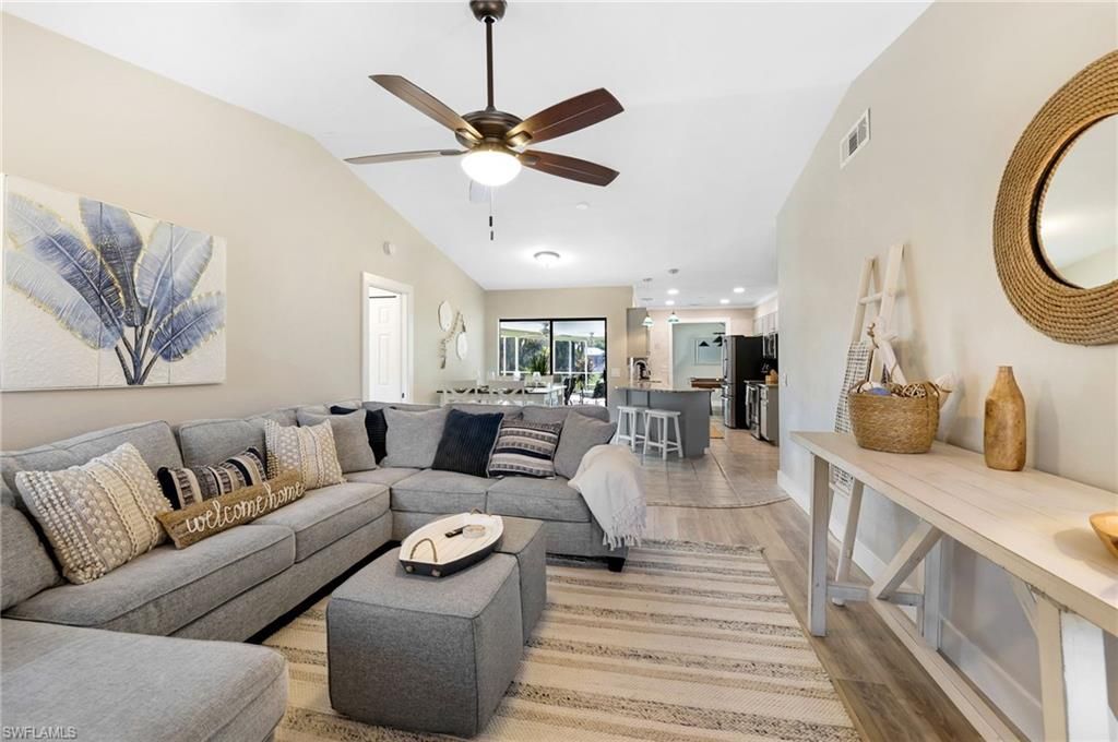 801 SW 52nd St, Cape Coral, FL 33914 Photo