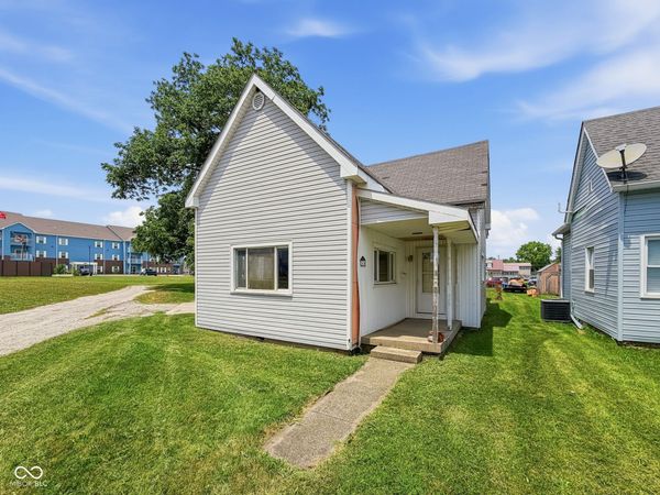 1634 S B Street , Elwood, IN 46036