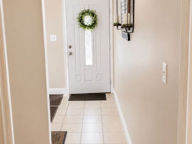 32703 Arlesford Drive, Solon, OH 44139 Photo 2