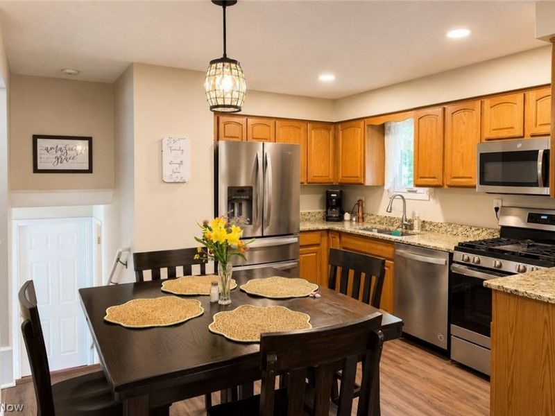 32703 Arlesford Drive, Solon, OH 44139 Photo 8