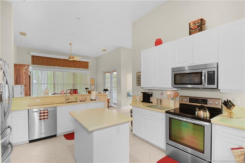 575 SW Romora , Port Saint Lucie, FL 34986 Photo