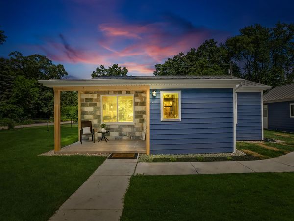 4387 Cedar Avenue, West Bloomfield, MI 48323