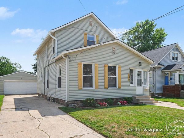 234 Knapp Street NE, Grand Rapids, MI 49505