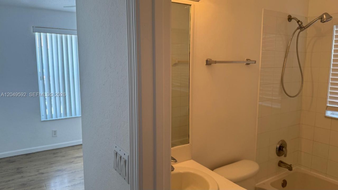 9064 NW 54th St , Unit 9064, Sunrise, FL 33351 Photo