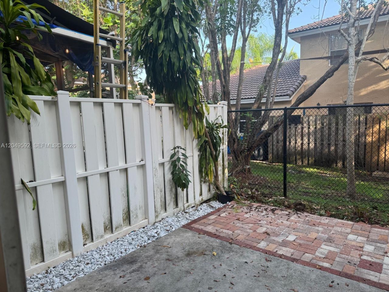 9064 NW 54th St , Unit 9064, Sunrise, FL 33351 Photo