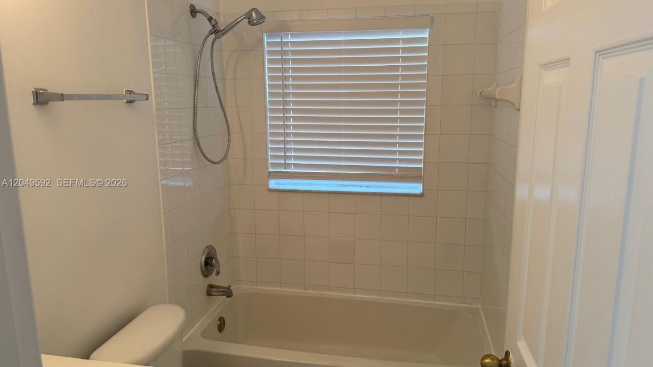 9064 NW 54th St , Unit 9064, Sunrise, FL 33351 Photo