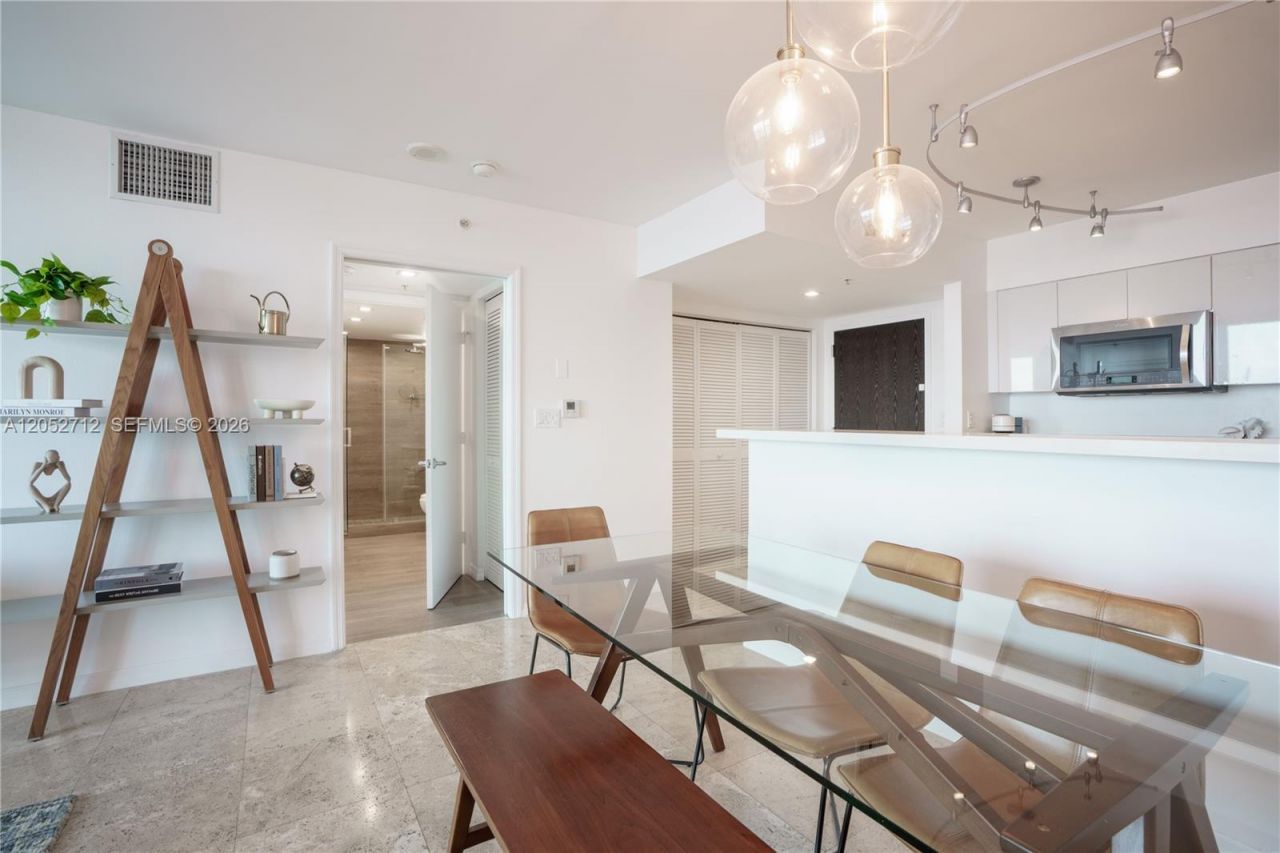 90 Alton Rd , Unit 2306, Miami Beach, FL 33139 Photo