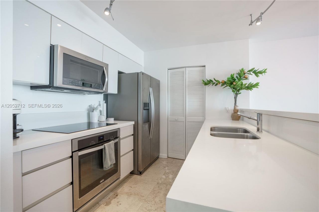 90 Alton Rd , Unit 2306, Miami Beach, FL 33139 Photo