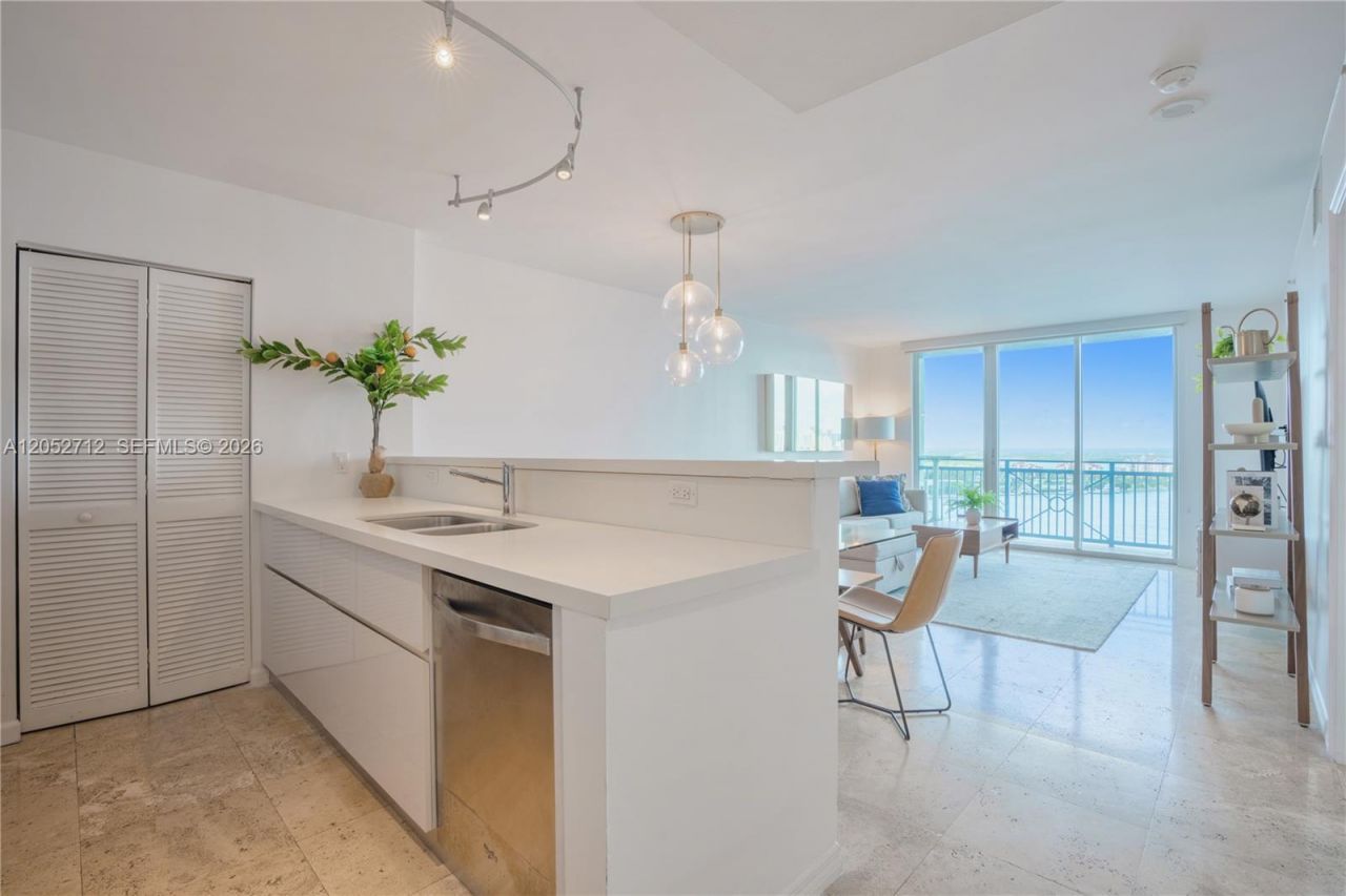 90 Alton Rd , Unit 2306, Miami Beach, FL 33139 Photo