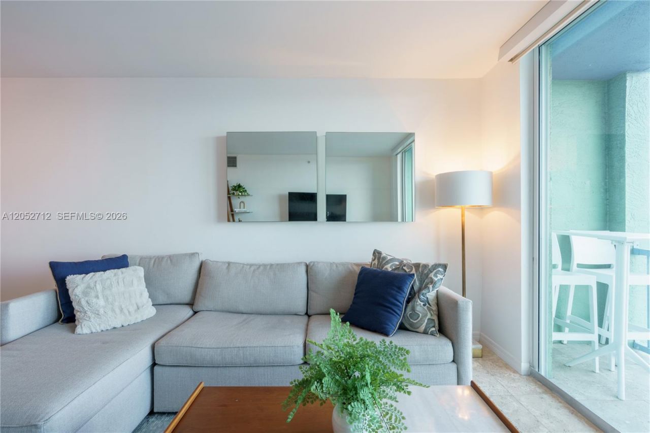 90 Alton Rd , Unit 2306, Miami Beach, FL 33139 Photo