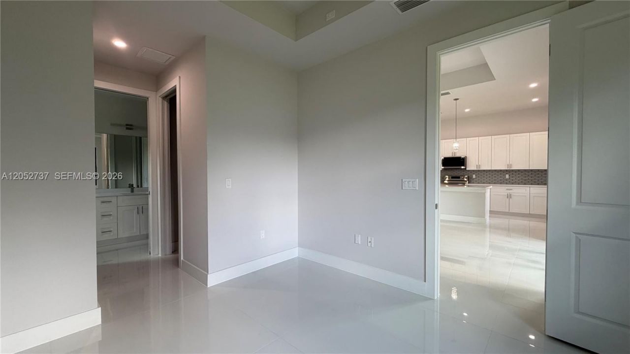 4518 6th Ave Se, Naples, FL 34117 Photo