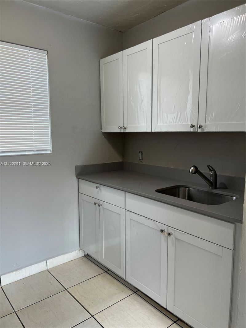 1286 NW 59th St , Miami, FL 33142 Photo