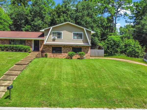 333 Ridgewood Drive, Daphne, AL 36526