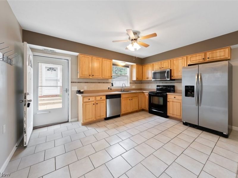 11531 Riverview Court, Unit 13, Parma Heights, OH 44130 Photo 12