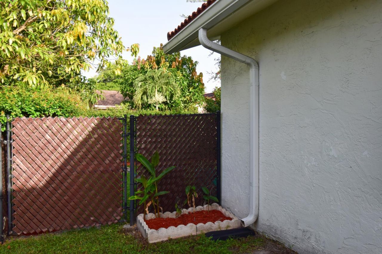 1520 NW 97th Avenue, Coral Springs, FL 33071 Photo