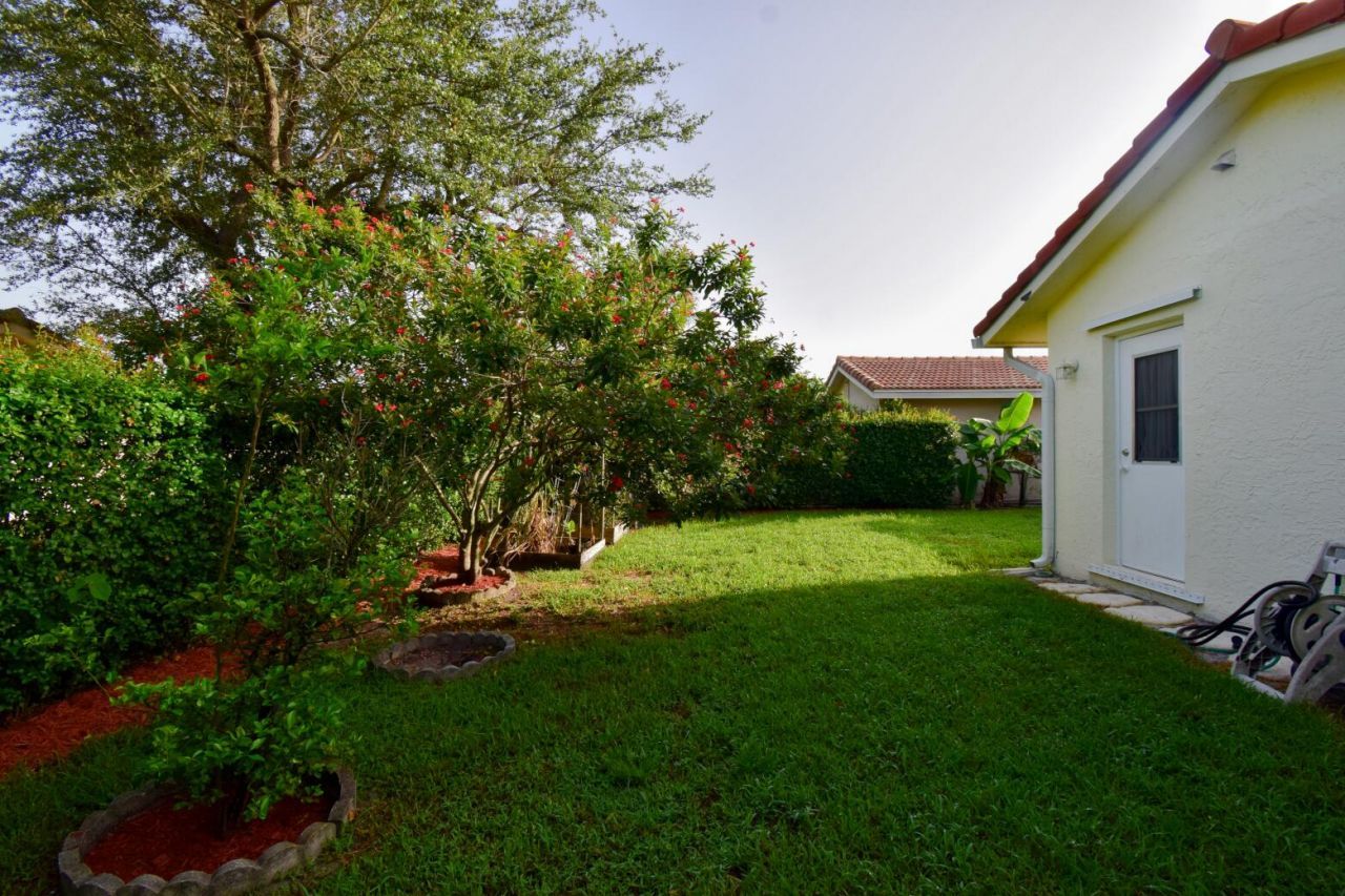 1520 NW 97th Avenue, Coral Springs, FL 33071 Photo