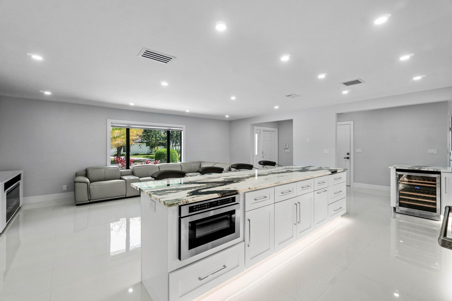 820 SW 16th Street, Boca Raton, FL 33486 Photo
