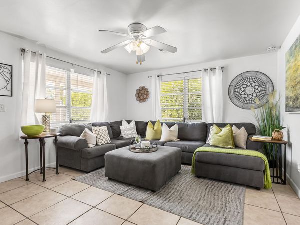 2191 THOMASSON Drive, Naples, FL 34112