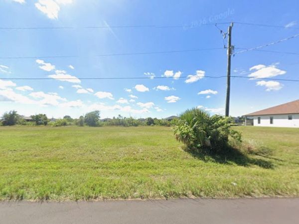 2734 NW 10TH Street, Cape Coral, FL 33993