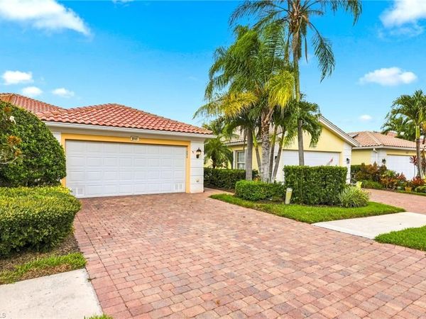 8141 Xenia LN , NAPLES, FL 34114