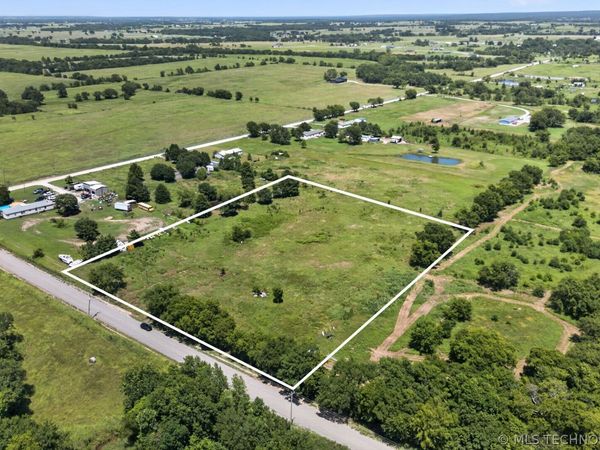 6100 N 160 Road , Beggs, OK 74421